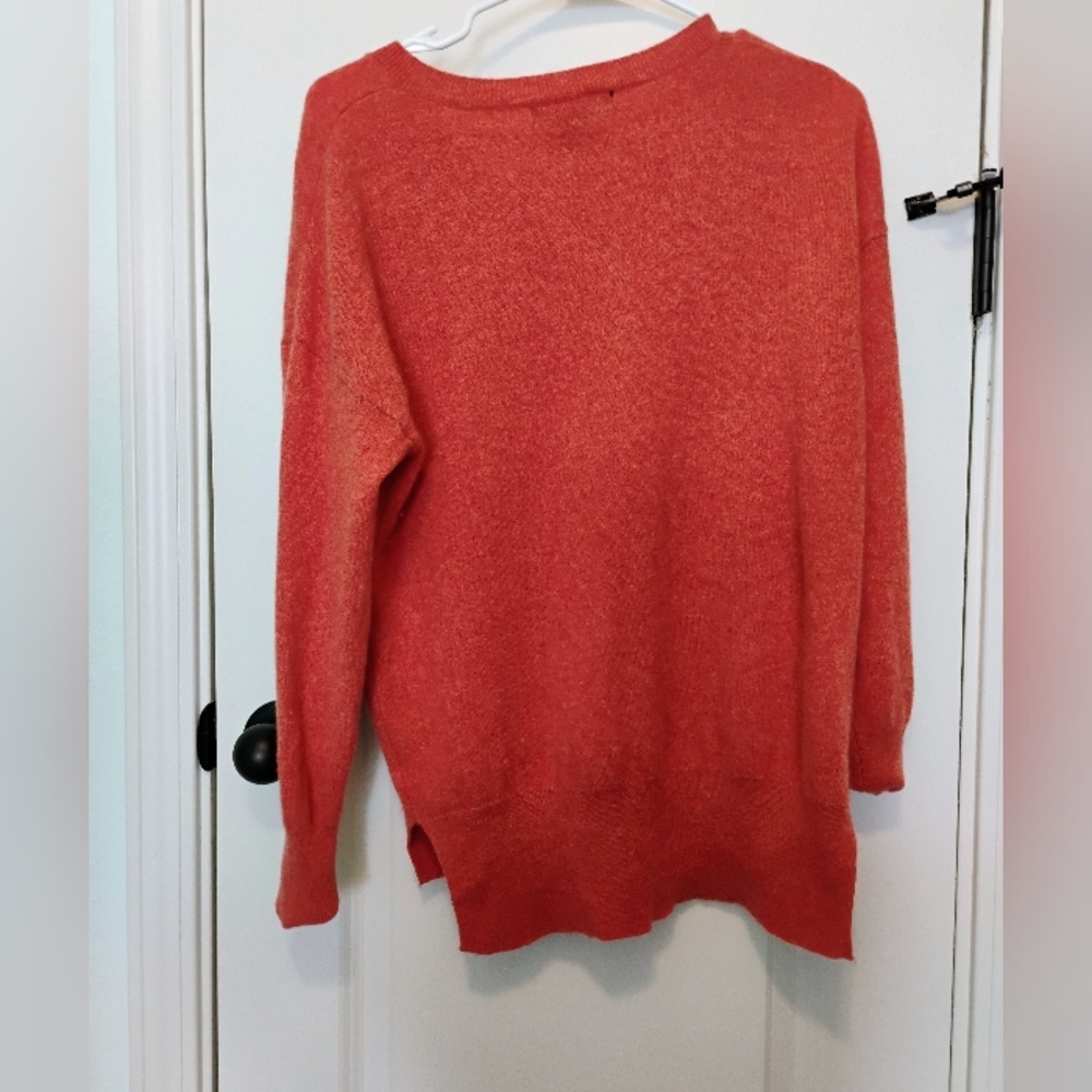 Tahari V-Neck Sweater - Warm Heather Orange Cashmere Sz L - Picture 2 of 6